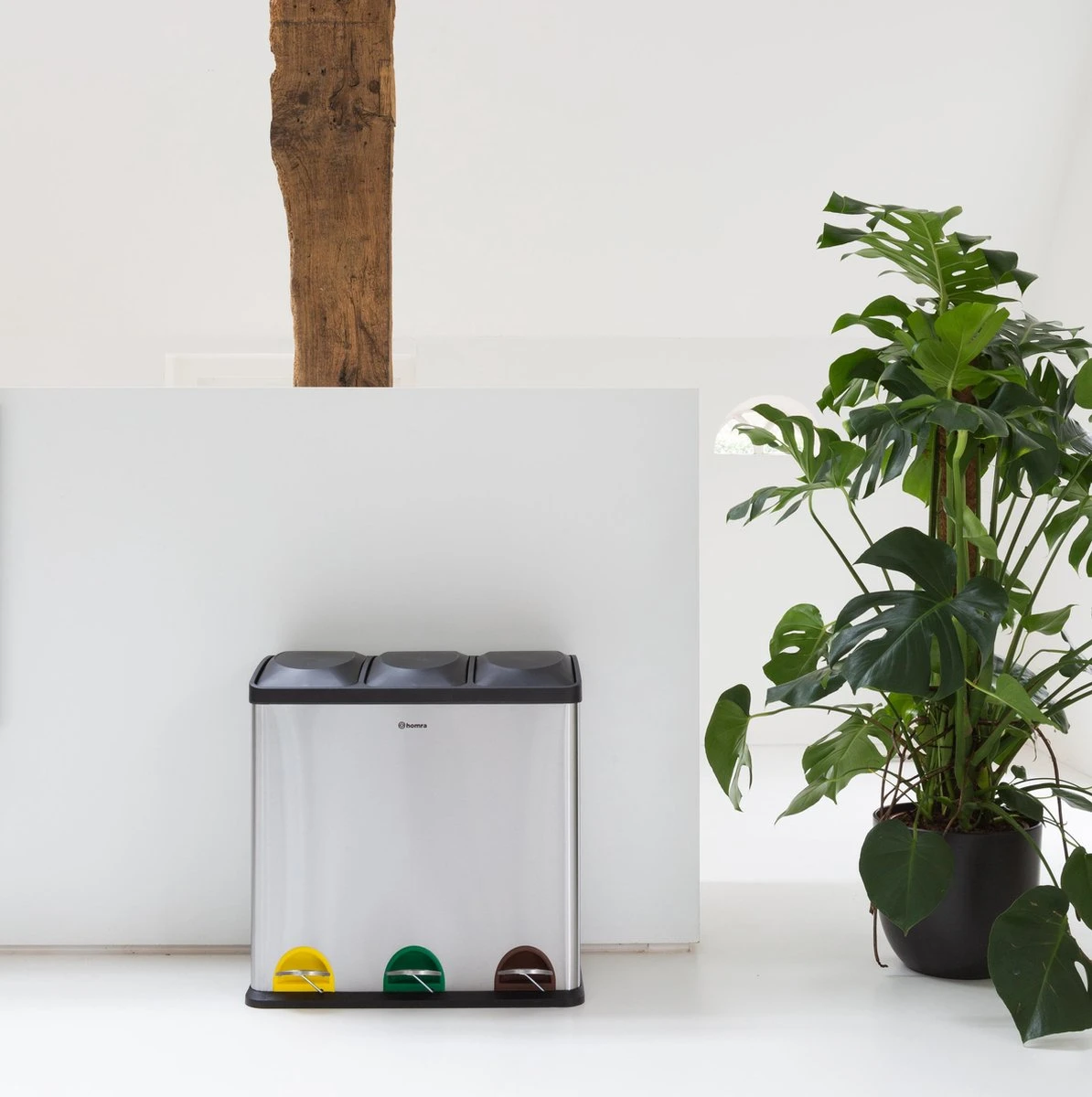 Homra STEPHS Afvalscheiding Prullenbak Met 3 Vakken - 3 X 20L Inhoud - Trio Pedaalemmer - 60 Liter - Vingerafdrukvrij - Vuilafstotend - Anti-slip - Hoogwaardig RVS - Duurzaam ABS Kunststof - RVS - Hygiënisch Recyclen - Afvalscheidingsprullenbak 18 Homra STEPHS Afvalscheiding Prullenbak Met 3 Vakken - 3 X 20L Inhoud - Trio Pedaalemmer - 60 Liter - Vingerafdrukvrij - Vuilafstotend - Anti-slip - Hoogwaardig RVS - Duurzaam ABS Kunststof - RVS - Hygiënisch Recyclen - Afvalscheidingsprullenbak - Afbeelding 18