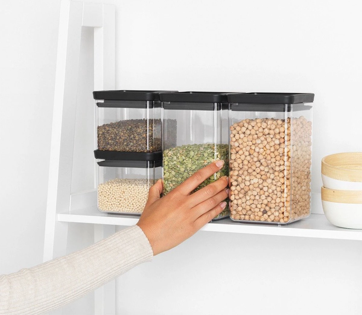 Brabantia Tasty+ Voorraadpotten - Stapelbaar - 2x 0,7 L - 2x 1,6 L - Dark Grey 5 Brabantia Tasty+ Voorraadpotten - Stapelbaar - 2x 0,7 L - 2x 1,6 L - Dark Grey - Afbeelding 5