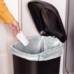 Pedaalemmer - Prullenbak - Afvalbak - 40 Liter – Zwart 10 Pedaalemmer - Prullenbak - Afvalbak - 40 Liter – Zwart -Thuis Opslag Winkel 1200x1200 1040