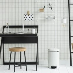 Brabantia NewIcon Prullenbak - 12 L - White 18 Brabantia NewIcon Prullenbak - 12 L - White -Thuis Opslag Winkel 1200x1200 1052