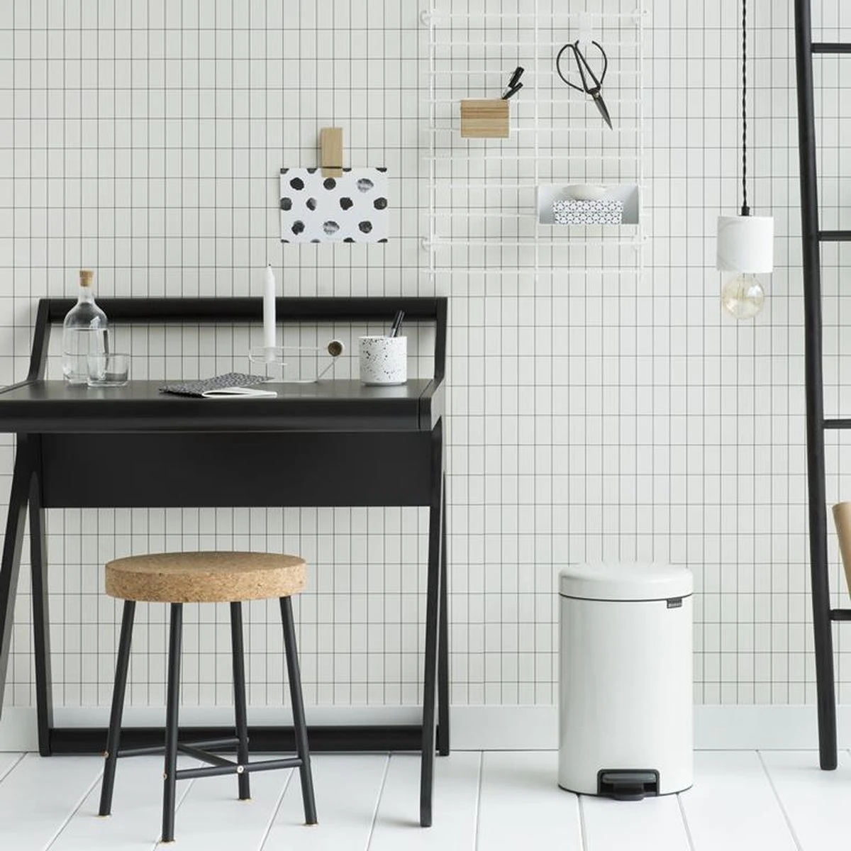 Brabantia NewIcon Prullenbak - 12 L - White 9 Brabantia NewIcon Prullenbak - 12 L - White - Afbeelding 9