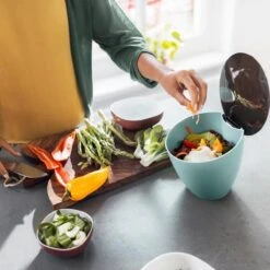 Mepal – Afvalbakje Calypso – Afvalbakje Voor Op Het Aanrecht – 2.2 Liter - Nordic Blue – Grote Vulopening – Gemakkelijk Te Reinigen -Thuis Opslag Winkel 1200x1200 1274