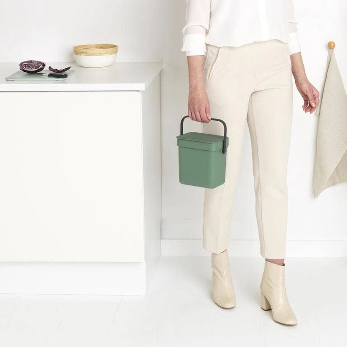 Brabantia Sort & Go Aanrecht Afvalbakje - 3 L - Fir Green 15 Brabantia Sort & Go Aanrecht Afvalbakje - 3 L - Fir Green - Afbeelding 15