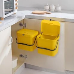 Homra Wall-up Prullenbak | Inbouwprullenbak Ophangbaar Met Plakstrip | GFT Vuilbak | Werkblak Afvalbak | Draagbare Vuilnisemmer | 8L Inhoud | Geel 27 Homra Wall-up Prullenbak | Inbouwprullenbak Ophangbaar Met Plakstrip | GFT Vuilbak | Werkblak Afvalbak | Draagbare Vuilnisemmer | 8L Inhoud | Geel -Thuis Opslag Winkel 1200x1200 1626