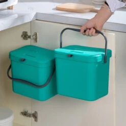 Homra Wall-up Prullenbak | Inbouwprullenbak Ophangbaar Met Plakstrip | GFT Vuilbak | Werkblak Afvalbak | Draagbare Vuilnisemmer | 8L Inhoud | Groen 29 Homra Wall-up Prullenbak | Inbouwprullenbak Ophangbaar Met Plakstrip | GFT Vuilbak | Werkblak Afvalbak | Draagbare Vuilnisemmer | 8L Inhoud | Groen -Thuis Opslag Winkel 1200x1200 1645