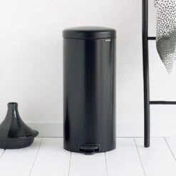 Brabantia NewIcon Prullenbak - 30 L - Matt Black 11 Brabantia NewIcon Prullenbak - 30 L - Matt Black -Thuis Opslag Winkel 1200x1200 919