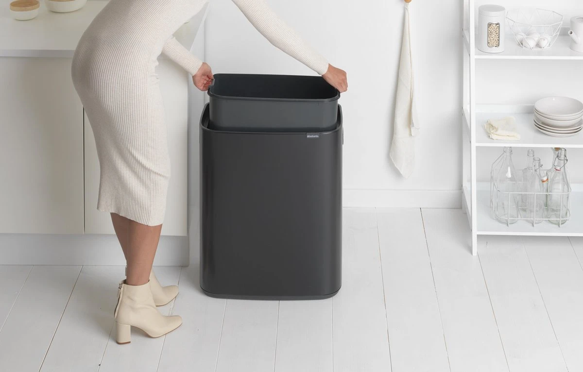 Brabantia Bo Touch Bin Prullenbak - 60 L - Matt Black 7 Brabantia Bo Touch Bin Prullenbak - 60 L - Matt Black - Afbeelding 7