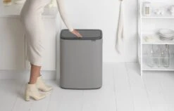 Brabantia Bo Touch Bin Prullenbak - 2 X 30 L - Mineral Concrete Grey -Thuis Opslag Winkel 1200x766 5