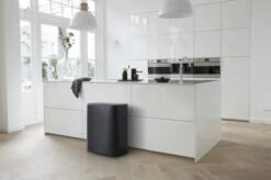 Brabantia Bo Touch Bin Prullenbak - 60 L - Matt Black 35 Brabantia Bo Touch Bin Prullenbak - 60 L - Matt Black -Thuis Opslag Winkel 1200x799 63