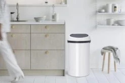 Brabantia Touch Bin Prullenbak - 60 L - White 8 Brabantia Touch Bin Prullenbak - 60 L - White -Thuis Opslag Winkel 1200x799 65