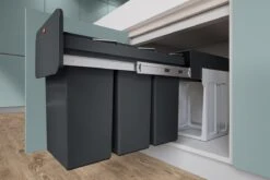 Hailo 0310-300 EcoLine Design Trio L Inbouwafvalemmer 3x10L Met 3 Compartimenten Zwart -Thuis Opslag Winkel 1200x800 132