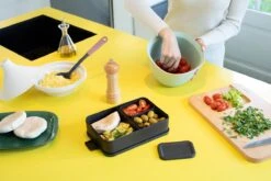 Brabantia Make & Take Bento Lunchbox Incl Bentobox - Large - Kunststof - Dark Grey -Thuis Opslag Winkel 1200x800 21