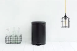 Brabantia NewIcon Prullenbak - 20 L - Matt Black -Thuis Opslag Winkel 1200x801 6