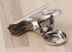 Merkloos Snackclips | 10 Vershoudclipjes Voor Afsluiten Voedsel- En Chipszakjes | RVS Klemmetje Afsluitclips | 30mm 6 Merkloos Snackclips | 10 Vershoudclipjes Voor Afsluiten Voedsel- En Chipszakjes | RVS Klemmetje Afsluitclips | 30mm -Thuis Opslag Winkel 1200x861 1