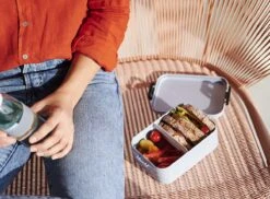 Mepal - Lunchbox Take A Break Midi – Geschikt Voor 4 Boterhammen – Nordic Blue – Lunchbox Voor Volwassenen 13 Mepal - Lunchbox Take A Break Midi – Geschikt Voor 4 Boterhammen – Nordic Blue – Lunchbox Voor Volwassenen -Thuis Opslag Winkel 1200x884 1