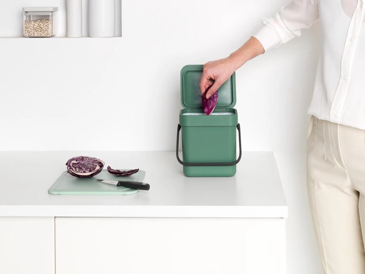 Brabantia Sort & Go Aanrecht Afvalbakje - 3 L - Fir Green 5 Brabantia Sort & Go Aanrecht Afvalbakje - 3 L - Fir Green - Afbeelding 5