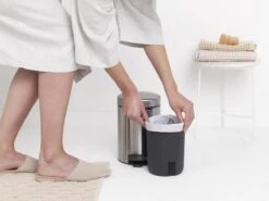 Brabantia NewIcon Prullenbak - 3 L - Matt Steel Fingerprint Proof 27 Brabantia NewIcon Prullenbak - 3 L - Matt Steel Fingerprint Proof -Thuis Opslag Winkel 1200x900 73