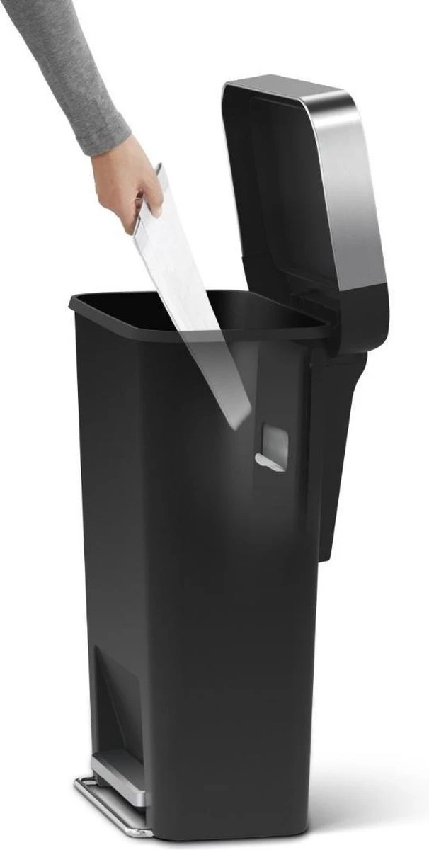 Simplehuman Afvalemmer Rectangular - Met Liner Pocket - Kunststof - 45 Liter - Zwart 2 Simplehuman Afvalemmer Rectangular - Met Liner Pocket - Kunststof - 45 Liter - Zwart - Afbeelding 2