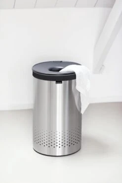 Brabantia Wasmand - 60 L - Matt Steel Met Kunststof Deksel -Thuis Opslag Winkel 799x1200 21