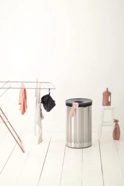 Brabantia Wasmand - 60 L - Matt Steel Met Kunststof Deksel -Thuis Opslag Winkel 799x1200 22