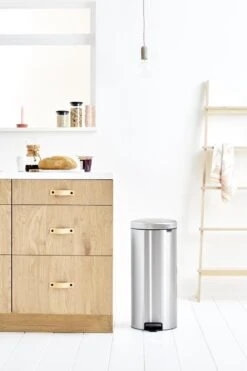 Brabantia NewIcon Prullenbak - 30 L - Matt Steel -Thuis Opslag Winkel 799x1200 36
