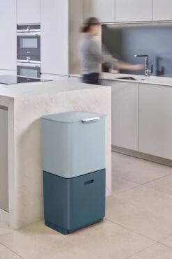 Joseph Joseph Intelligent Waste Prullenbak Totem Max - 60 L - Editions -Thuis Opslag Winkel 799x1200 56