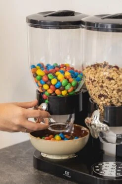 United Entertainment - Cornflakes Dispenser - 2 Dispensers - 42 X 33 X 20 Cm - Zwart 30 United Entertainment - Cornflakes Dispenser - 2 Dispensers - 42 X 33 X 20 Cm - Zwart -Thuis Opslag Winkel 799x1200 66