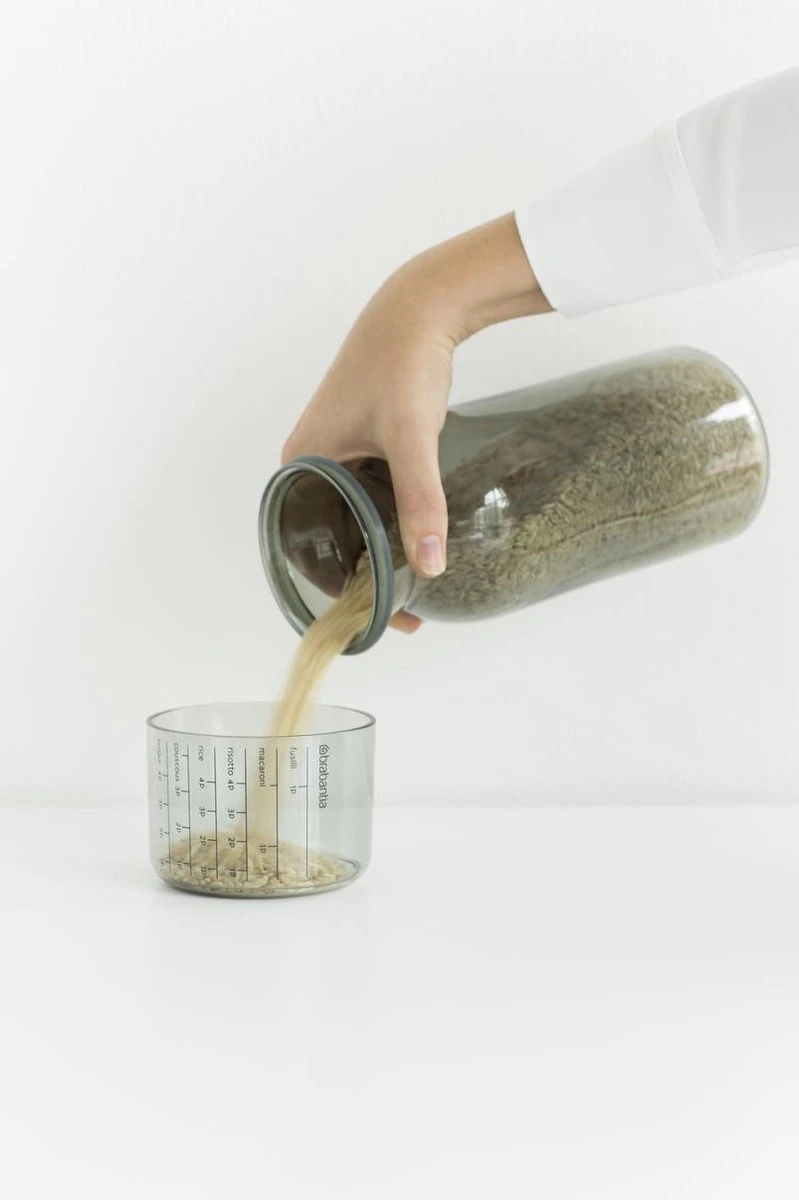 Brabantia Voorraadbussen Met Maatbeker Set Van 2 - 1,3 L - Dark Grey 9 Brabantia Voorraadbussen Met Maatbeker Set Van 2 - 1,3 L - Dark Grey - Afbeelding 9