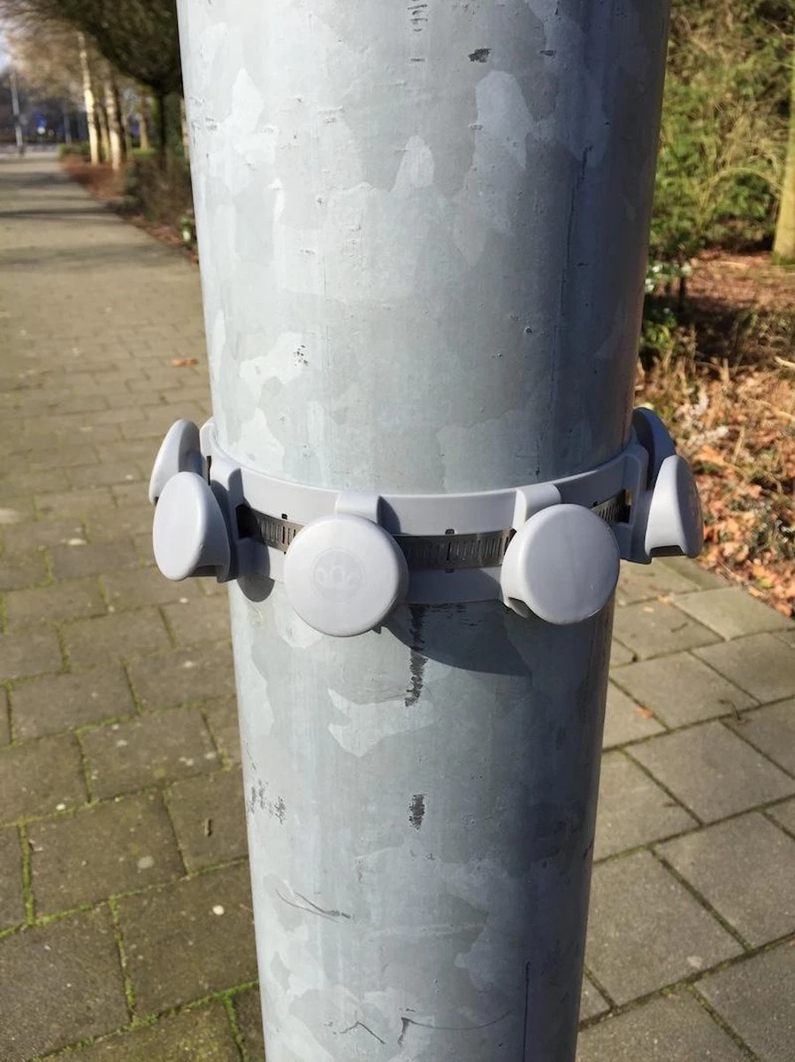 Merkloos Kroonring - Afvalzak Houder - Zakhouder - Lantaarnpaal Ring - Ophangbeugel Afvalzak - PMD Afvalzakken Ring - 2 Merkloos Kroonring - Afvalzak Houder - Zakhouder - Lantaarnpaal Ring - Ophangbeugel Afvalzak - PMD Afvalzakken Ring - - Afbeelding 2