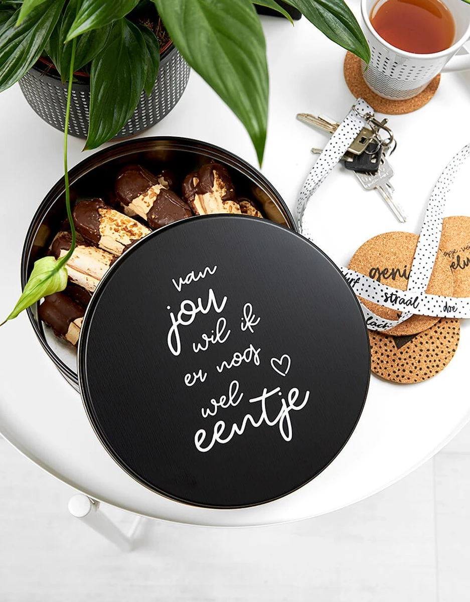 Zoedt Koektrommel - Zwart Wit - Van Jou Wil Ik Er Nog Wel Eentje 3 Zoedt Koektrommel - Zwart Wit - Van Jou Wil Ik Er Nog Wel Eentje - Afbeelding 3