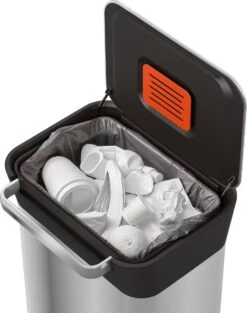 Joseph Joseph Intelligent Waste Prullenbak Titan Slim - RVS - 30 L - Zilver 30 Joseph Joseph Intelligent Waste Prullenbak Titan Slim - RVS - 30 L - Zilver -Thuis Opslag Winkel 946x1200 3